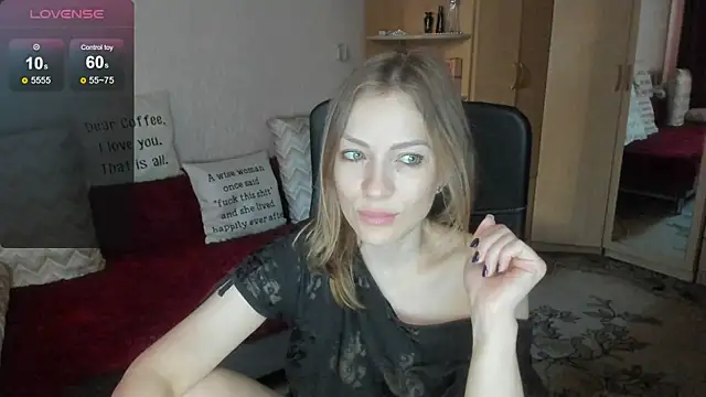 Tiffany_Bates live