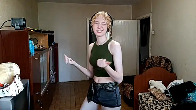 CuteLittleAngel live