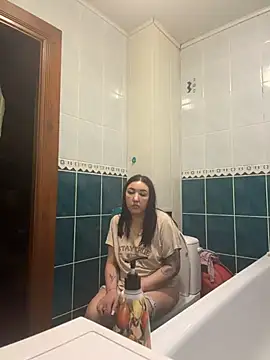 Naughtbaby_2025 live