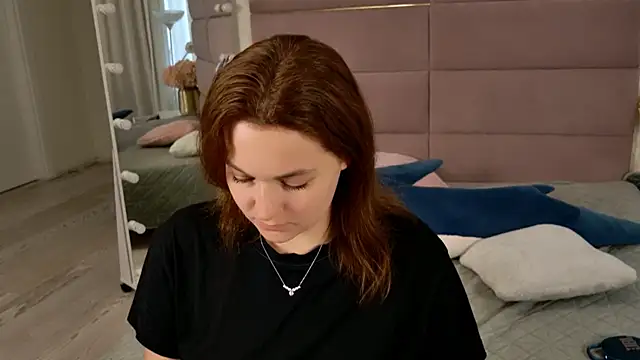 KirraMoss live