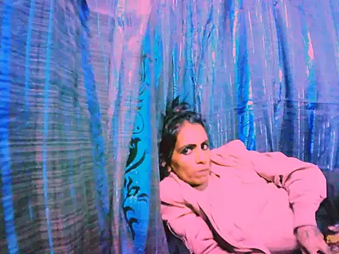Alanadelray21 live