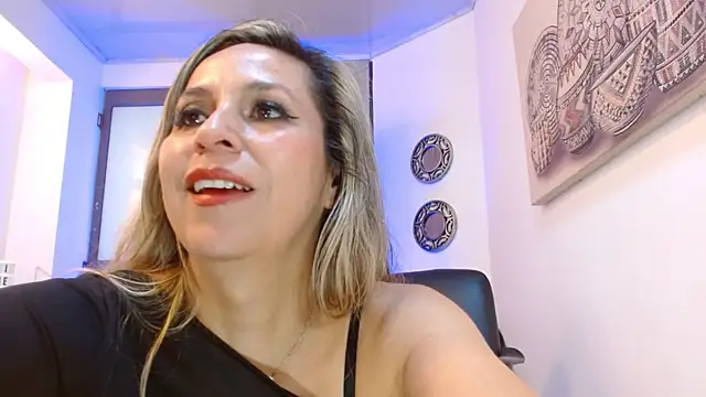 DianaPearls live