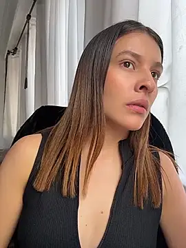Talia_Bonet live