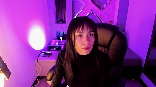 Hanna_Bloomm live