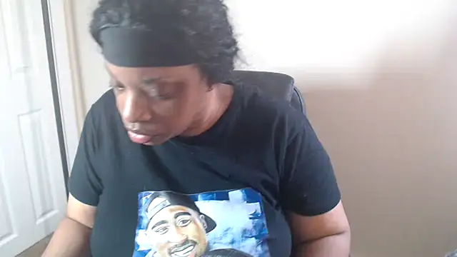 Sexymona1218 live
