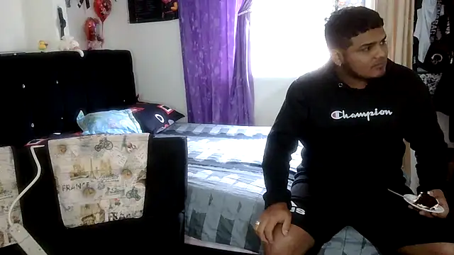 Boycuriousxxx live