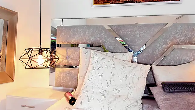 Slut_Milf_ live