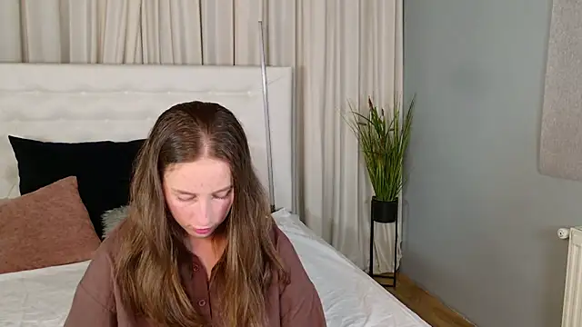 NadinnL live
