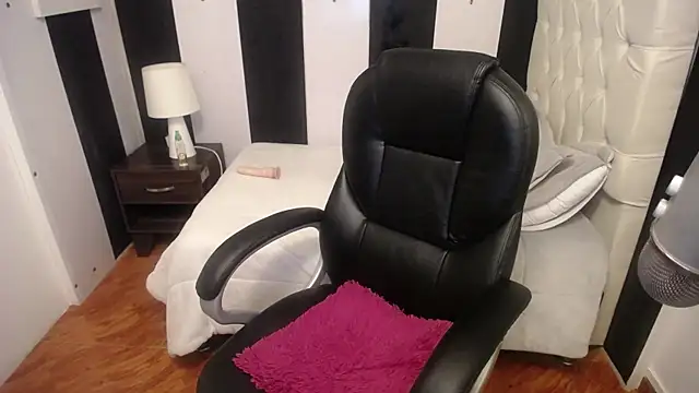 lucy_lorelei live
