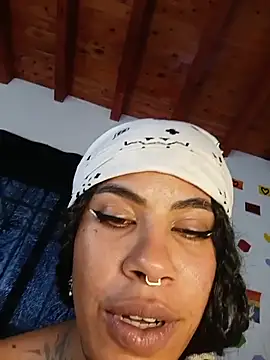 Canela_Osada_ live