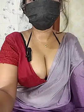 EeshaQueen live