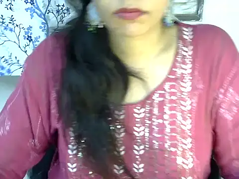 Neha_Sharma2 live