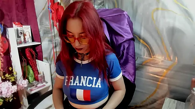 Queenscarlettsecret live