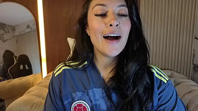 Isabella_Collen_v live