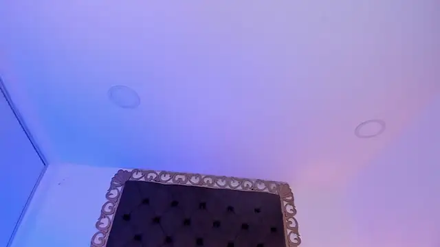 ValeriaCardenas_ live