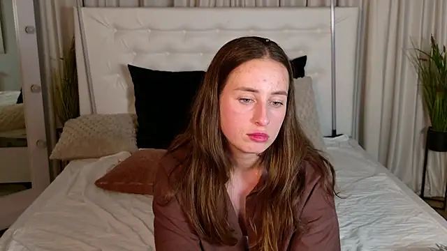 NadinnL live
