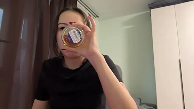 HotGirlMilla live