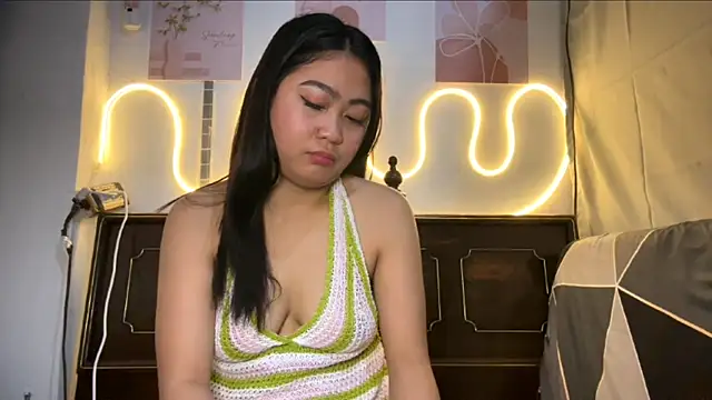 EmileeFlagge live