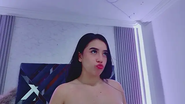 AmyTorres_ live
