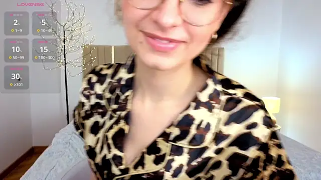 Real_cutie1 live