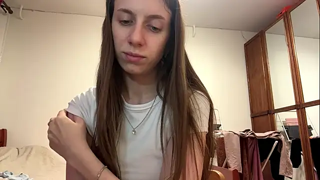 KathlineSutherlin live