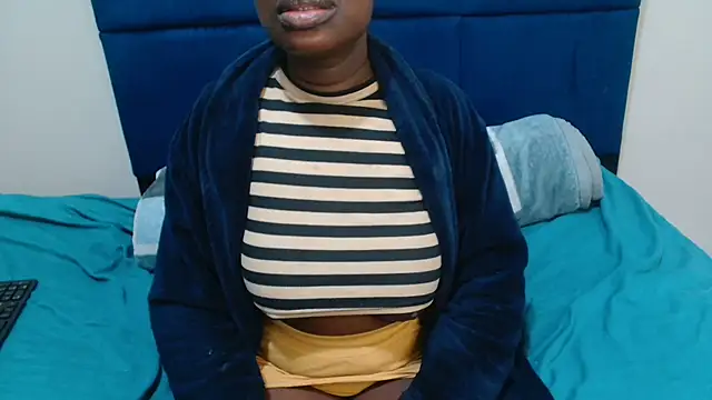 MilkyTitties live