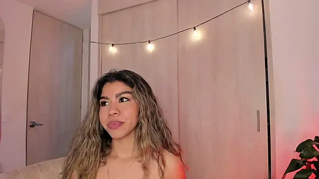 Melina_Ferrer1 live