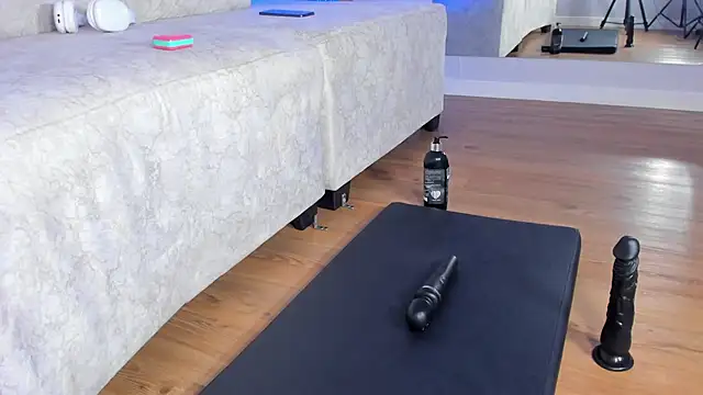 Alahia_Dangelo live
