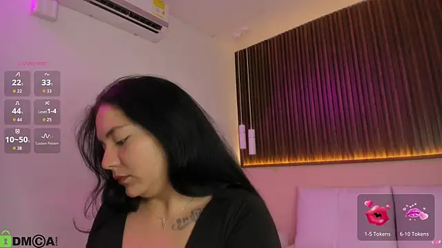 rebecaa_grey live