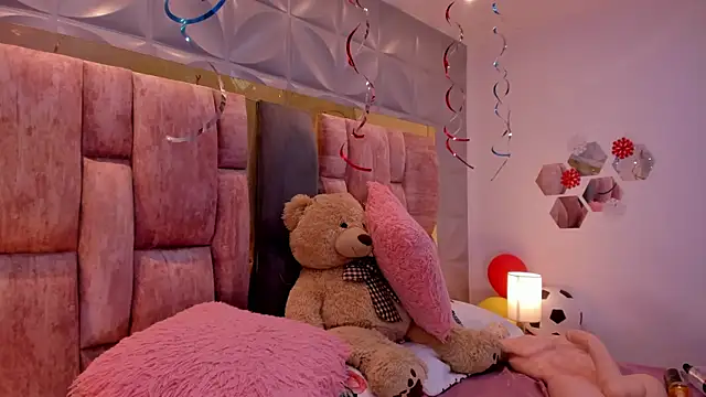 Charlotte_Ice1 live
