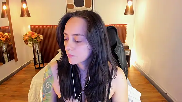 KatherineBond live