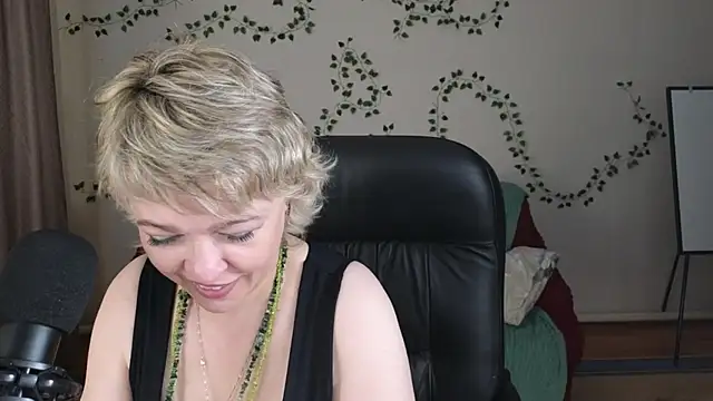 Rosette_Pricky live