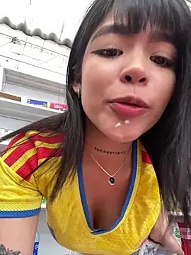 ViioletaXXX live