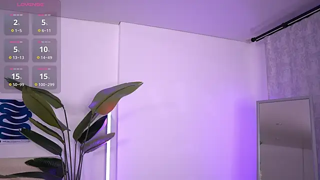 VixenLuxe live