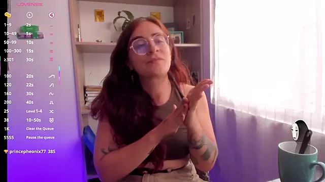 linda_giggle live