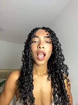 nicoleebony1 live