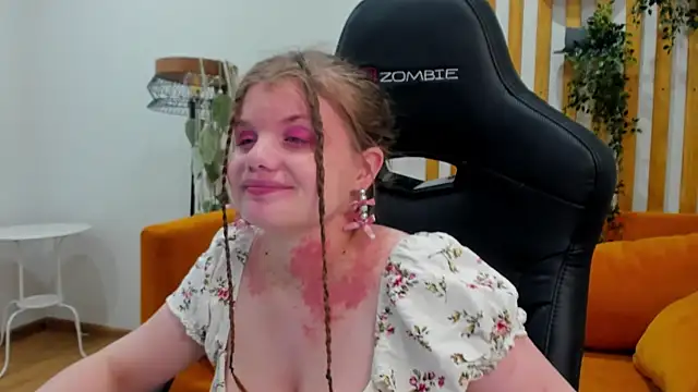 ChloeHalses live