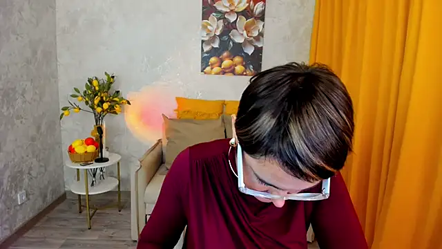 MayaNoire live