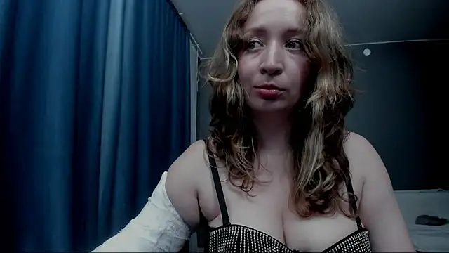 Eva_Rikchter live