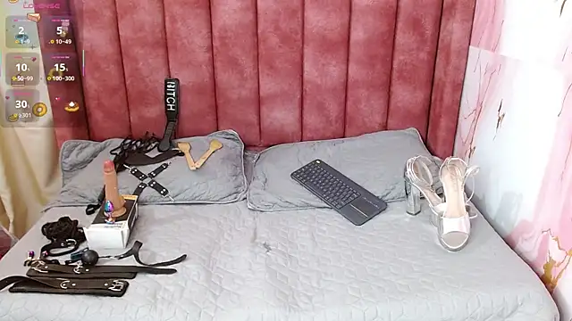 hilaryythompson live