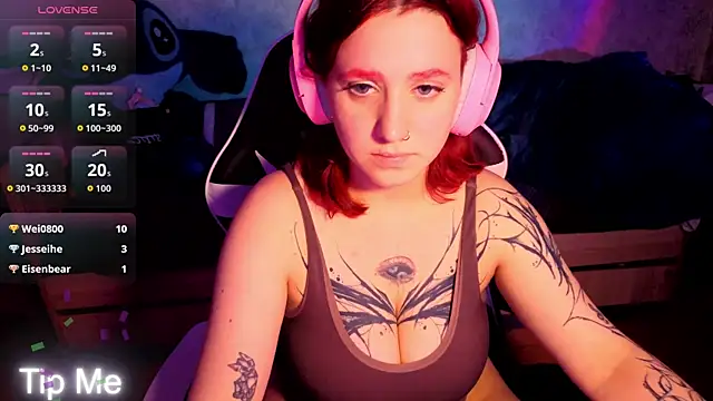 Mini_Lady1 live