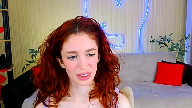 ChristinaConteeree live