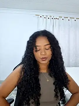 Tammy-Bliss live