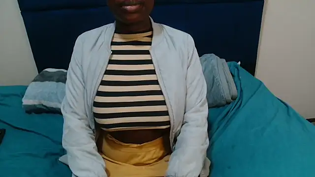 MilkyTitties live