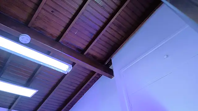 pocahontamoon live