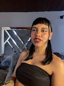 AntonellaCooper_Pink live