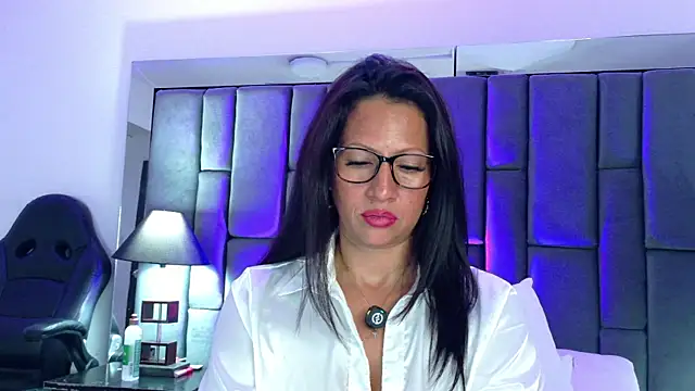 Aisha_Nowak live