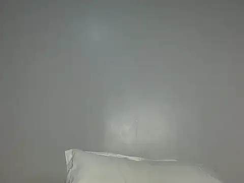 Evabanks live