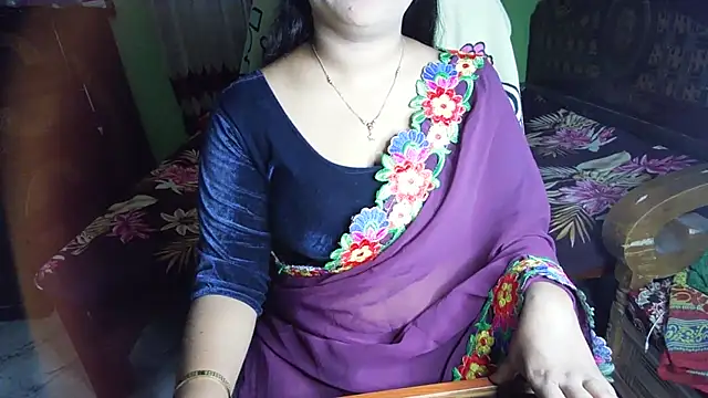 BengaliQueenStar live