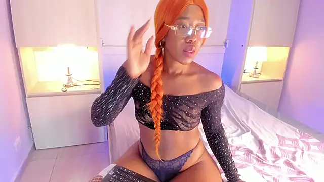 CristalBennet live